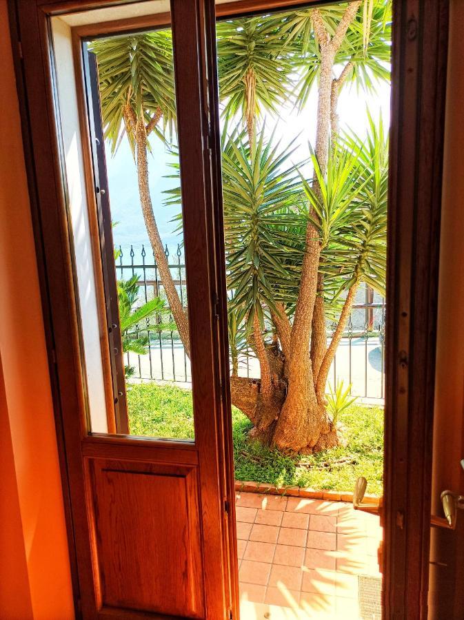 Villa Fior Di Loto Limone sul Garda Bagian luar foto